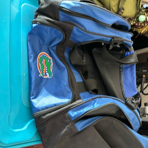 Duffle bag - Picture 1 of 6
